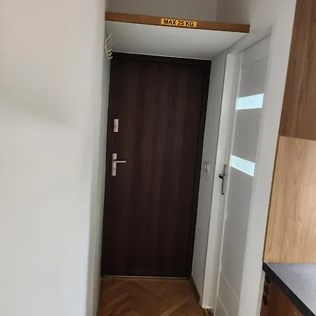 Plac Mirowski Centrum *