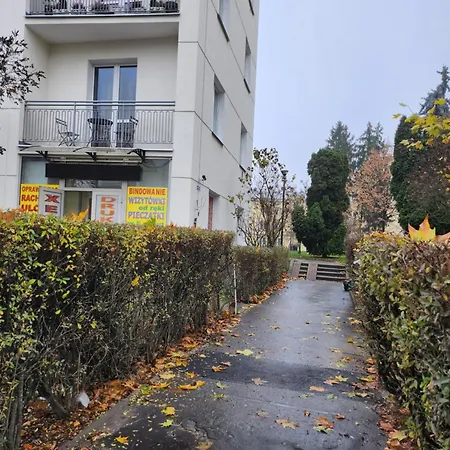 Plac Mirowski Centrum *