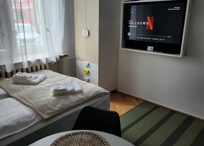 Plac Mirowski Centrum * Varšava