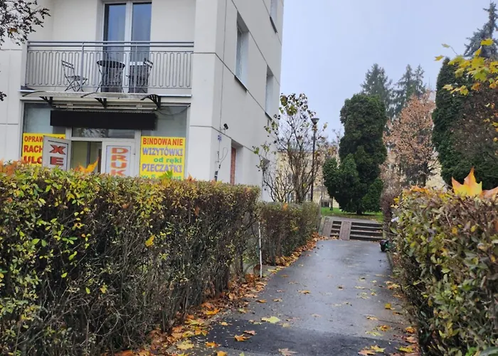 Plac Mirowski Centrum *